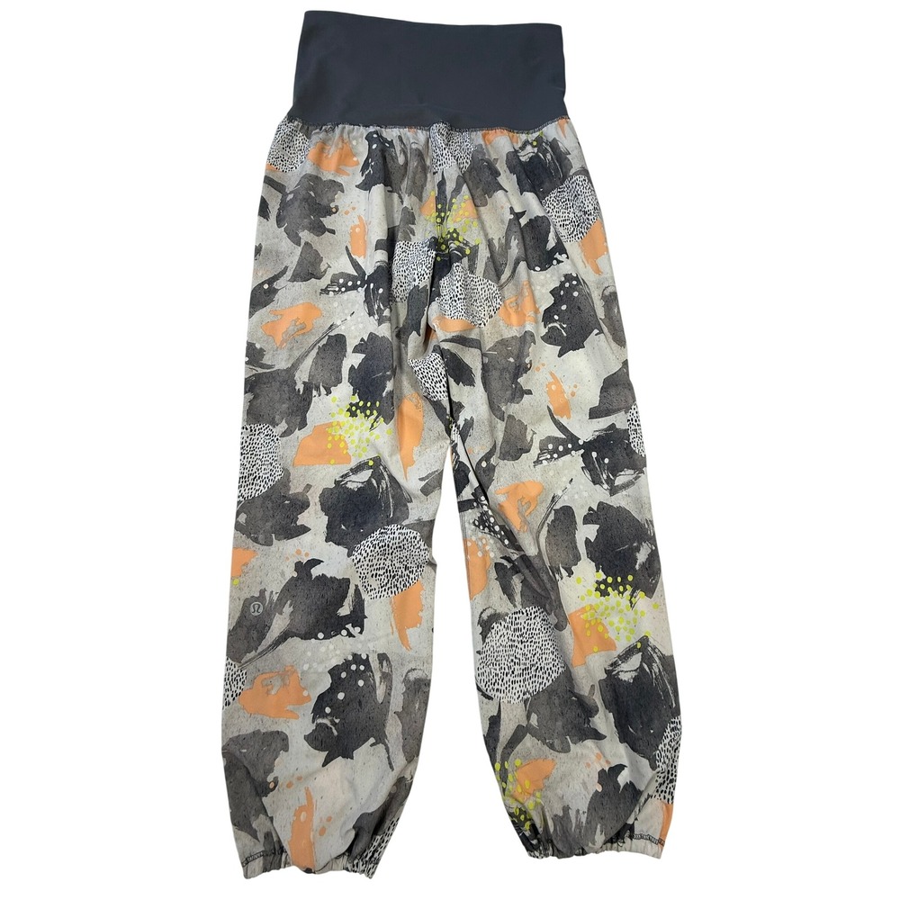Lululemon Om Pant Mini Art Pop White Multi / Slate Size 6 - Picture 3 of 9